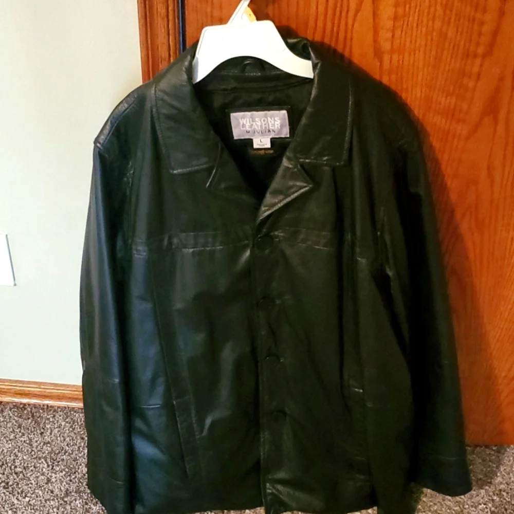 Leather jacket - Picture 1 of 4